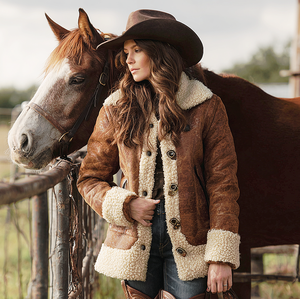 Women's Autumnal Warmth Button Suede Spliced With Lamb Wool Brown Jacket