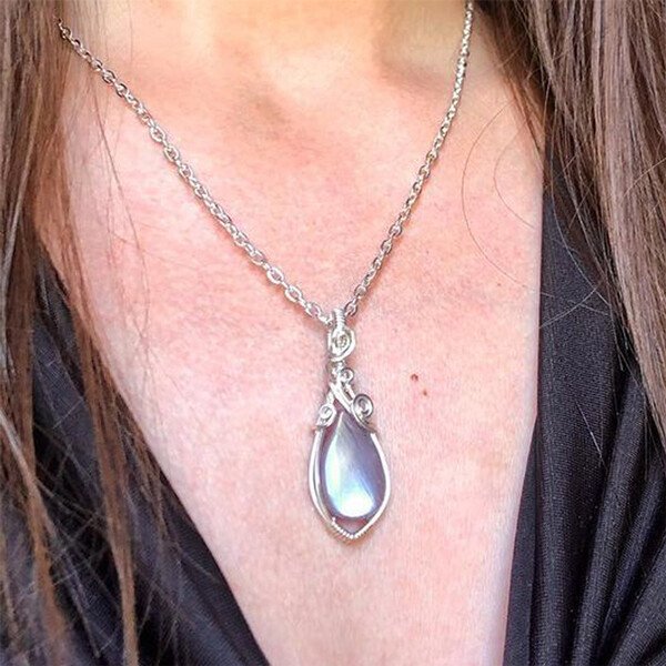 925 Teardrop Shaped Moonstone Pendant Necklace