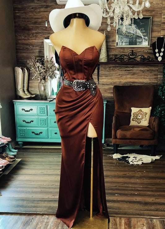 Elegant Sleeveless Hem Slit Dress
