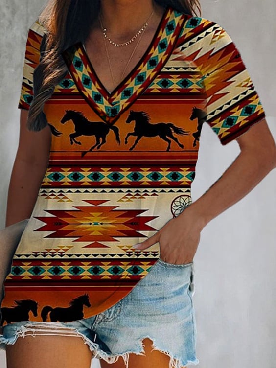 Women's Vintage Western Horse Ethnic Print Casual V-Neck Short-Sleeve T-Shirt
