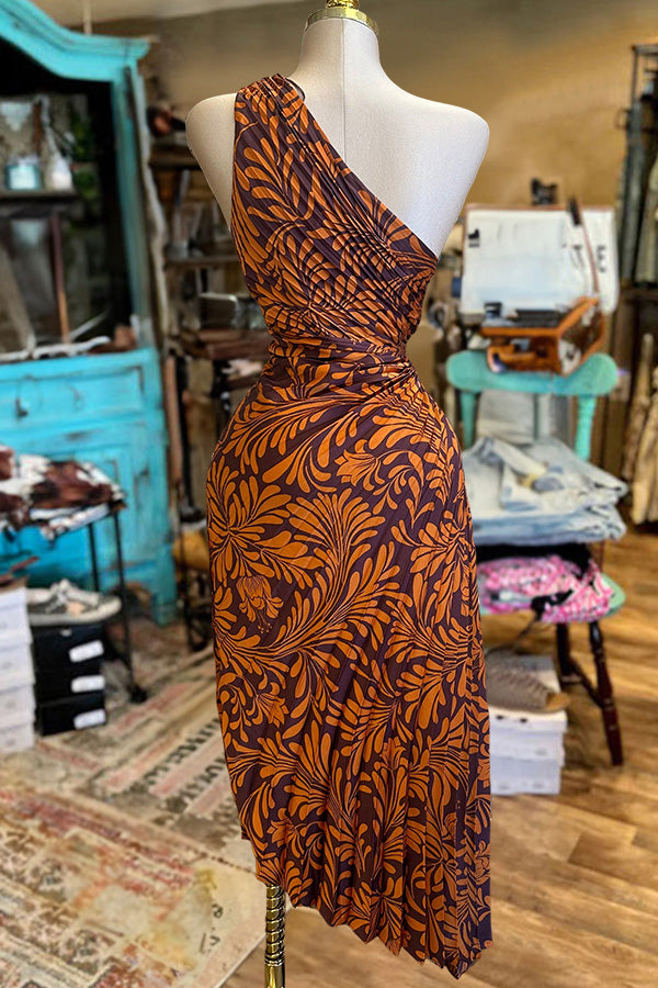 Beautiful Patterned Pleated Cutout Dress
