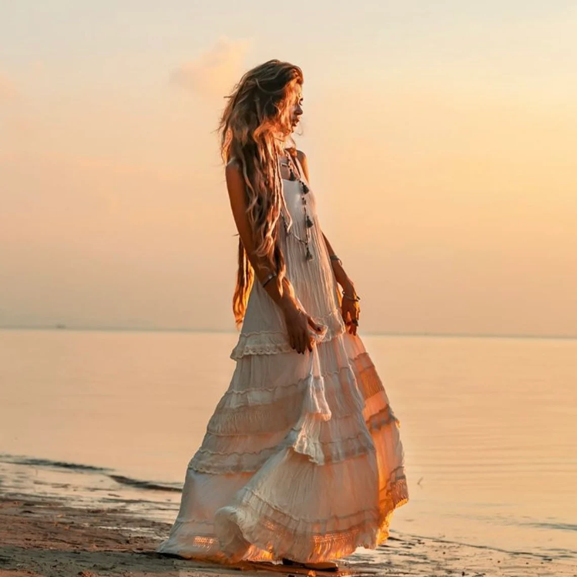 Boho Wedding Dresses for the Free-spirited Bride - An Elegant Choice for Beach Vacations and Vacations