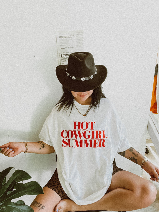 Vintage  Hot Cowgirl Summer T-Shirt